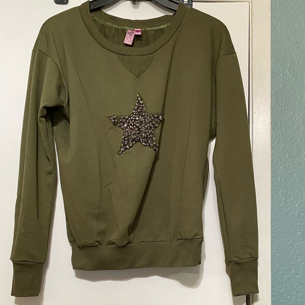 Dolled Up by FANG Sweater Size S